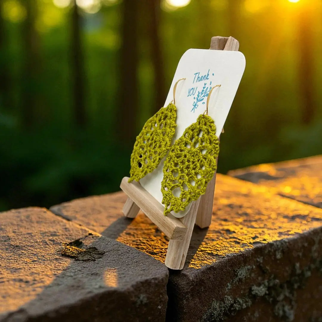 Lacey Pineapple in chartreuse Tangles & Twine