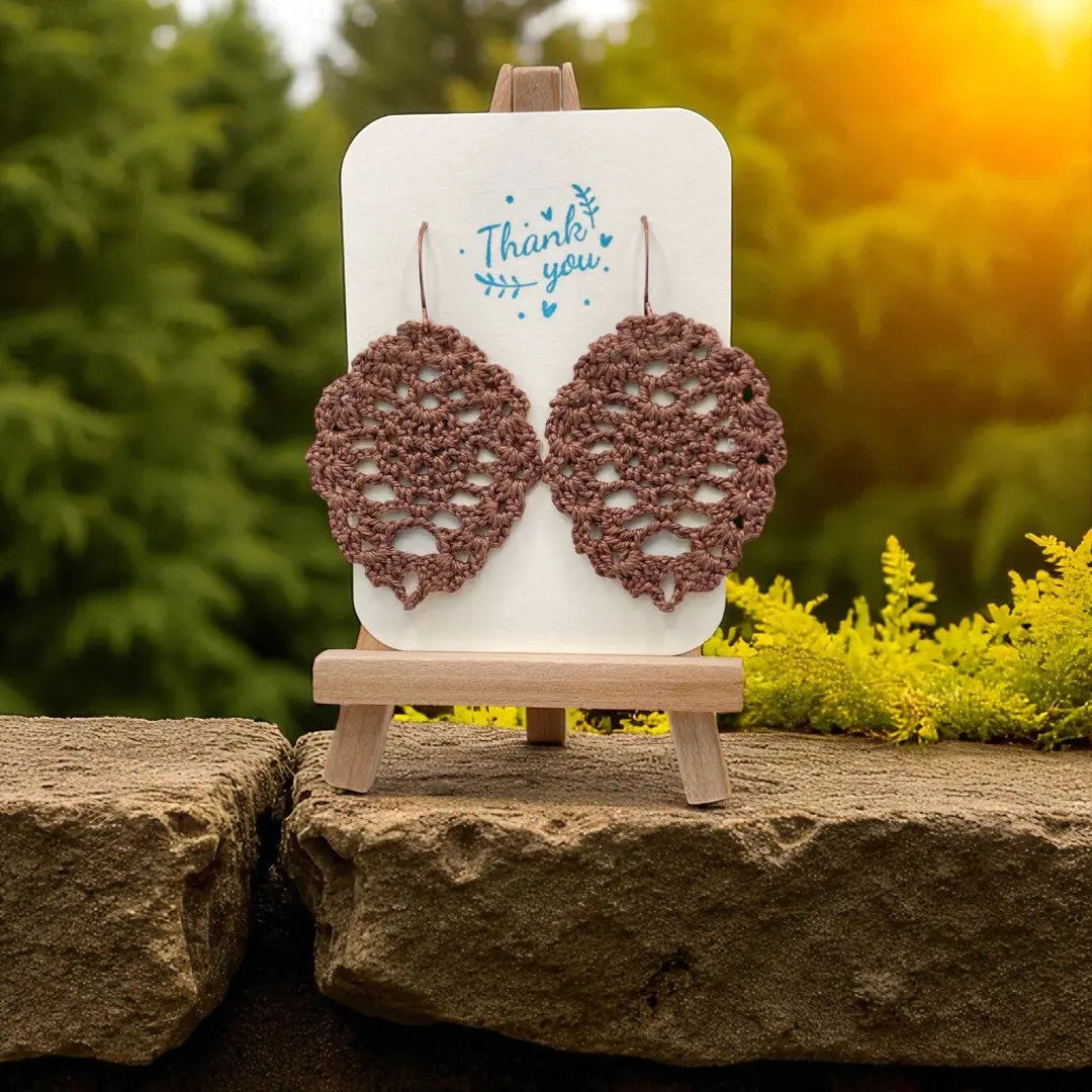 Lacey Pineapple in chocolate Tangles & Twine