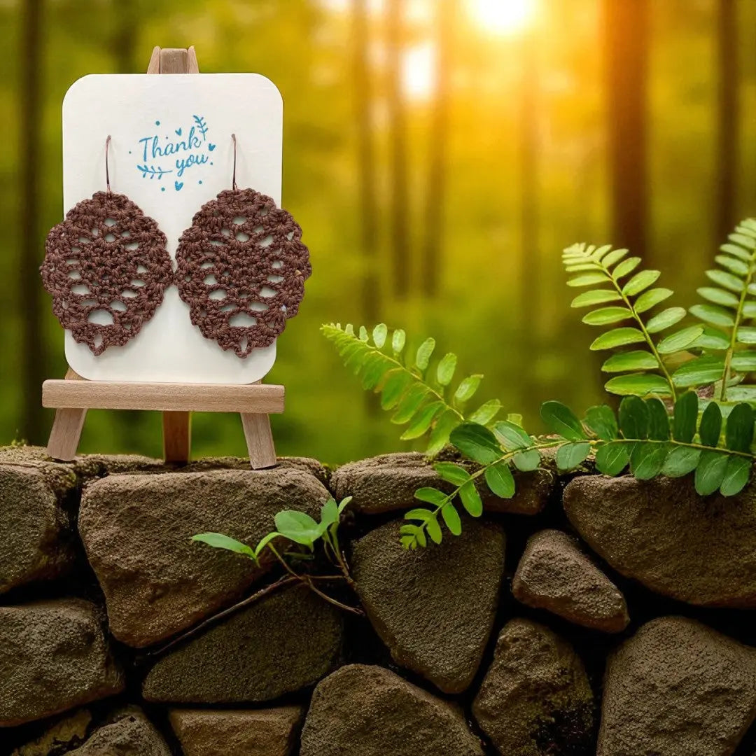 Lacey Pineapple in chocolate Tangles & Twine