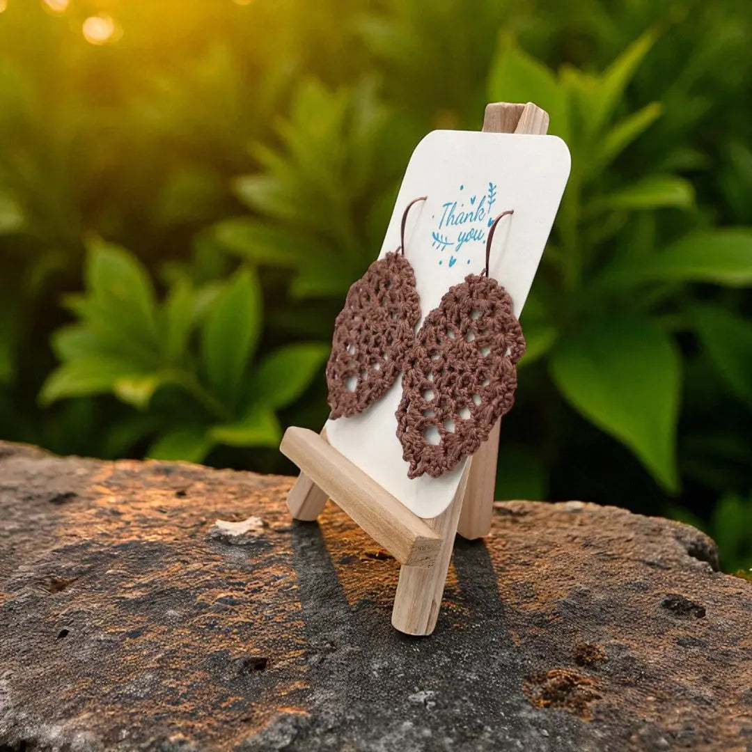 Lacey Pineapple in chocolate Tangles & Twine