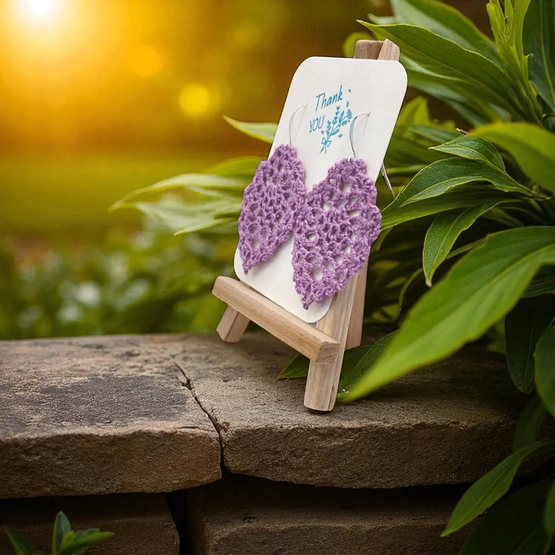 Lacey Pineapple in purple Tangles & Twine