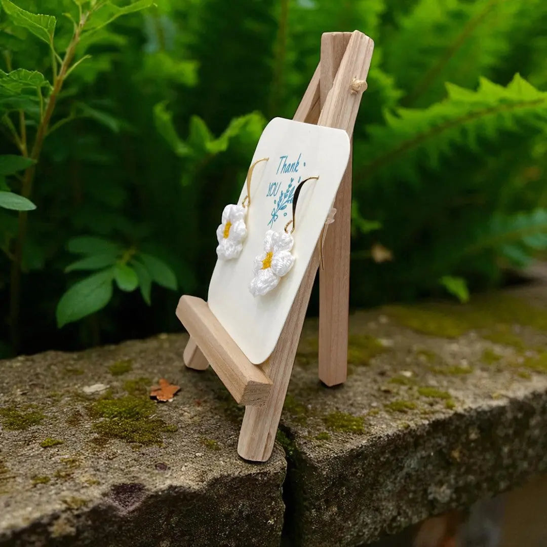 Dangly Puff Flower in white Tangles & Twine