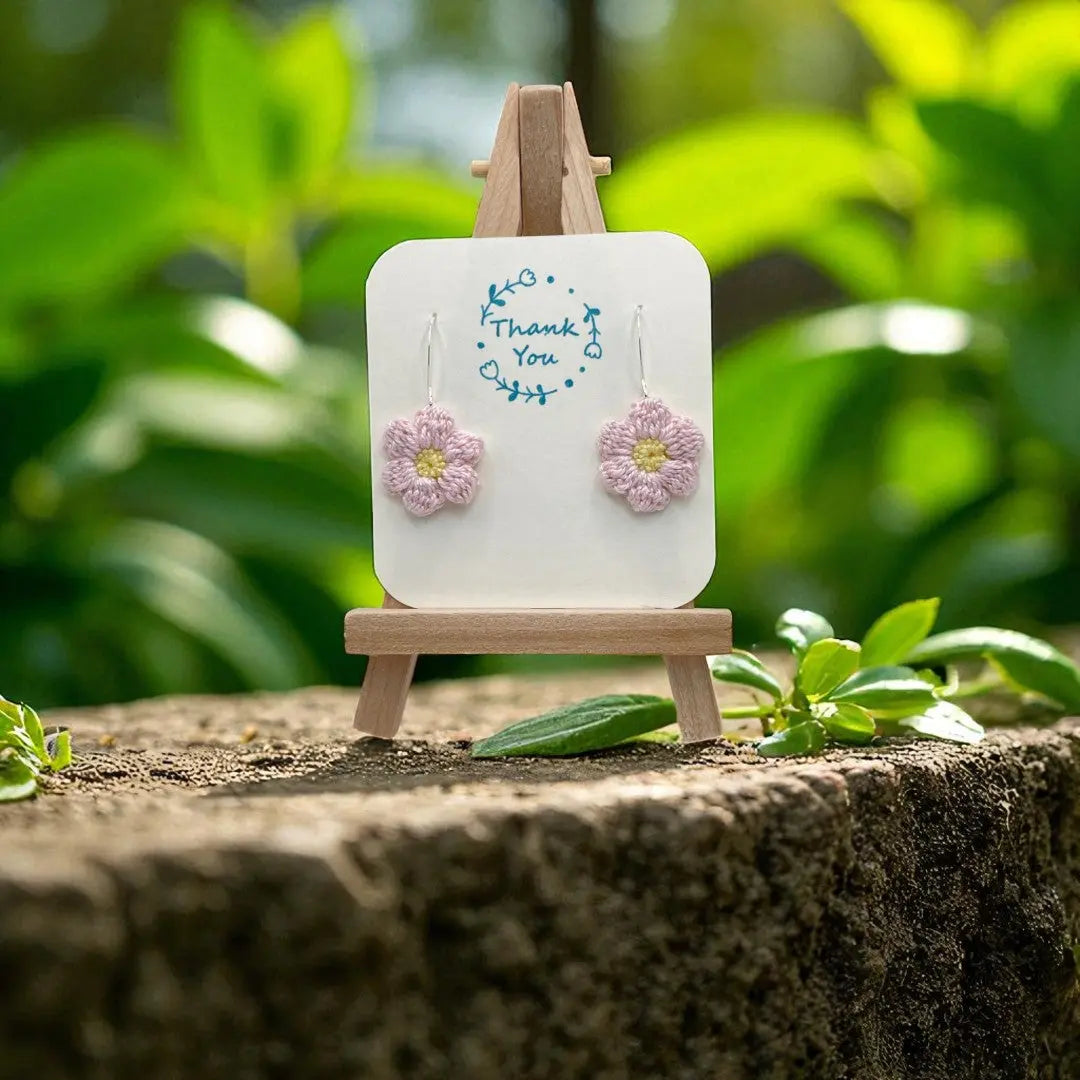 Dangly Puff Flower in light pink Tangles & Twine