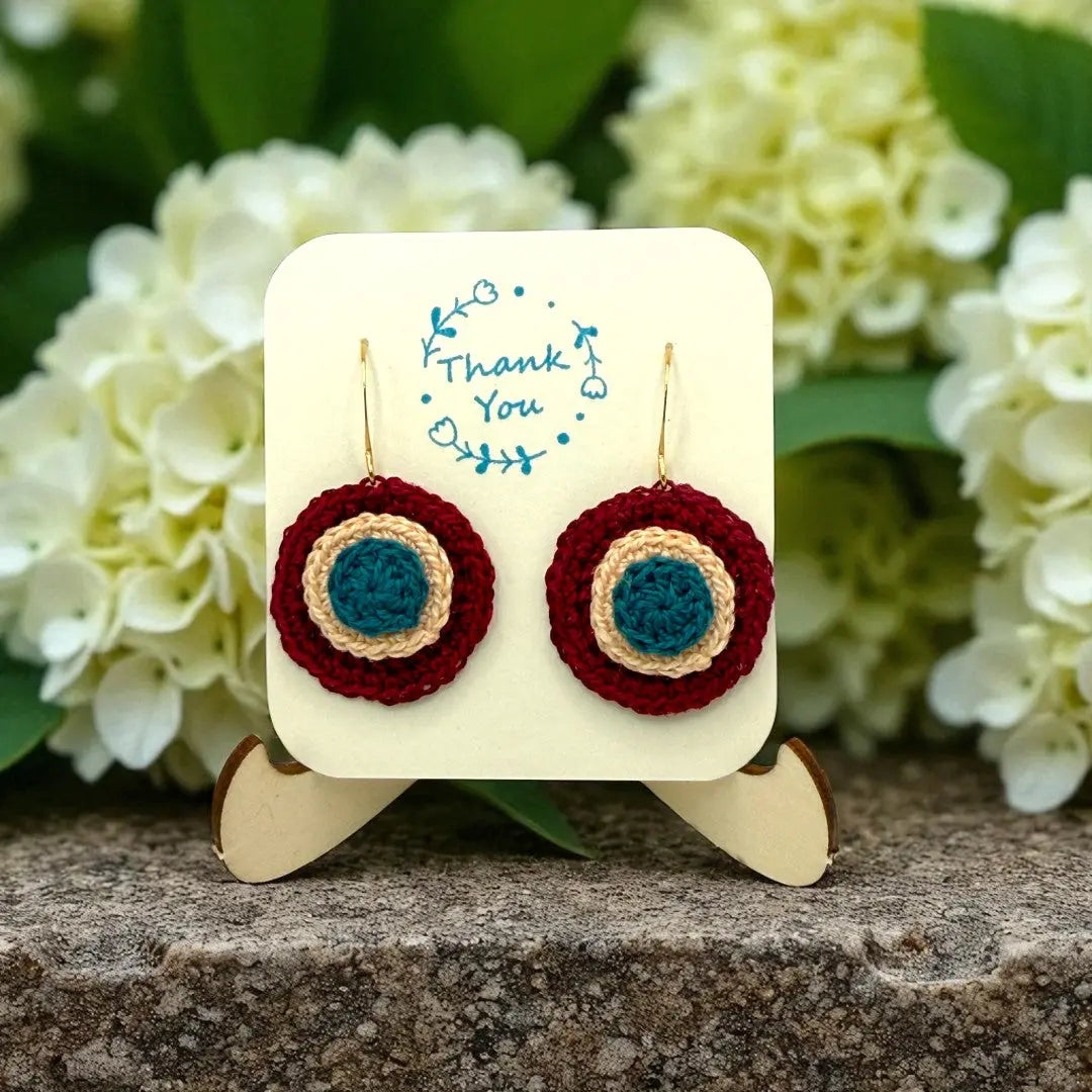 3D Circle in Maroon, Peach, and Blue Tangles & Twine