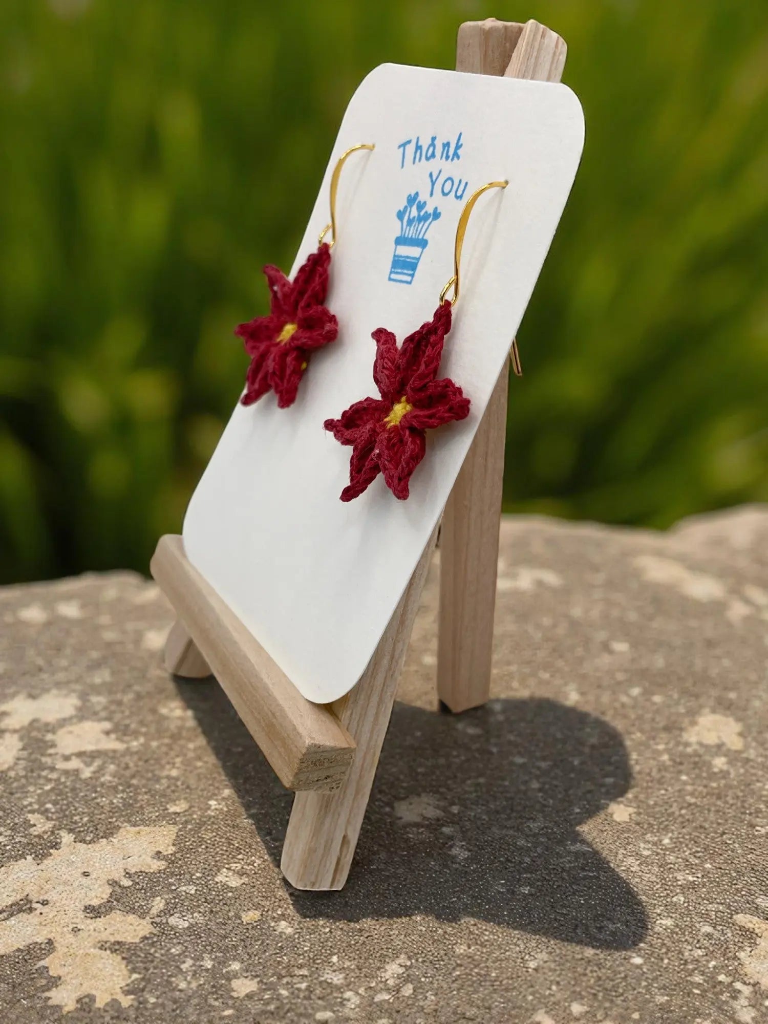 Medium dangly flower in maroon Tangles & Twine