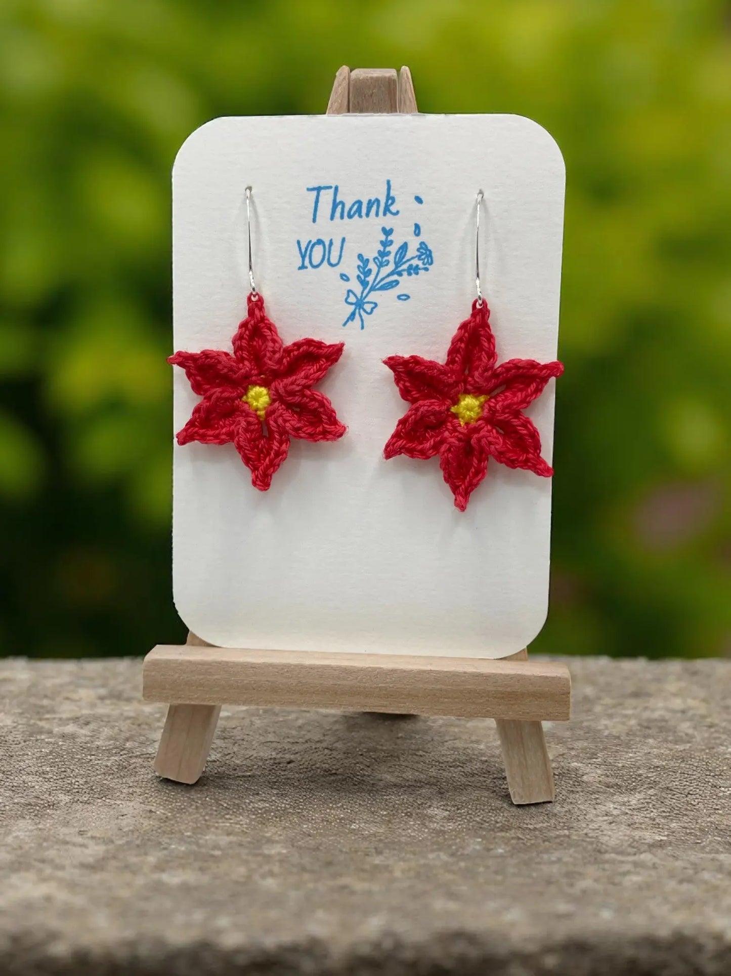 Medium dangly flower in red Tangles & Twine