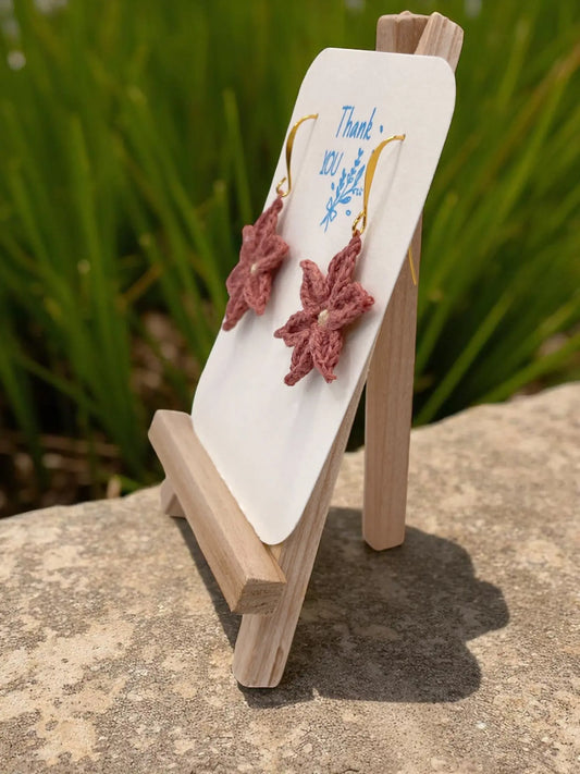 Medium dangly flower in soft purple Tangles & Twine