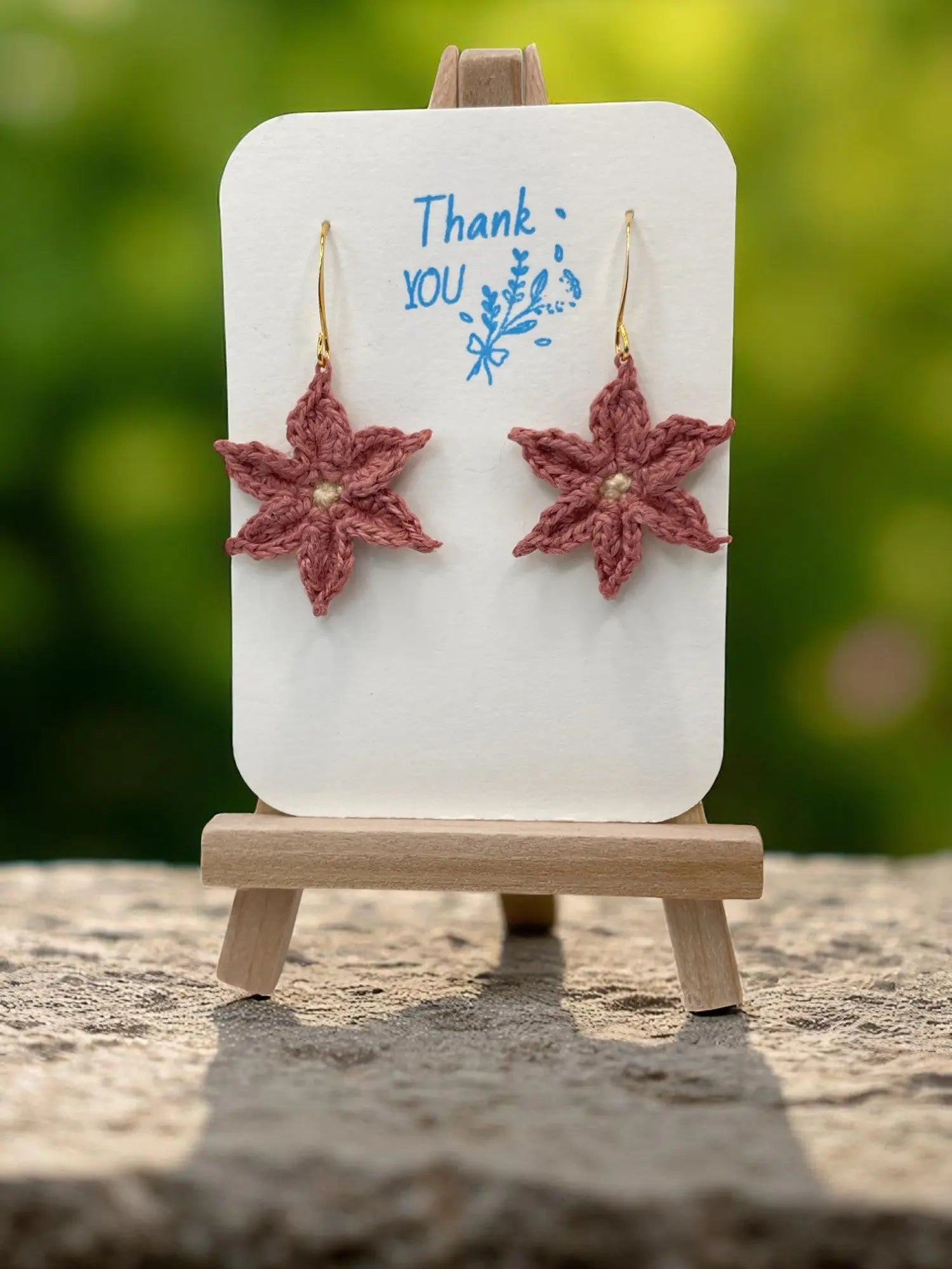 Medium dangly flower in soft purple Tangles & Twine