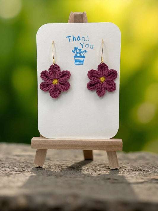 Medium dangly flower in soft plum Tangles & Twine